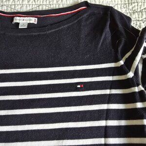 Tommy Hilfiger Blue & White Stripe Long Sleeve Sweater Size Medium